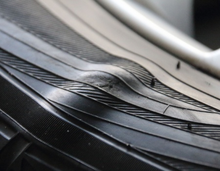 Segni di usura sullo pneumatico